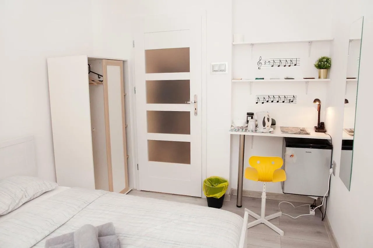 Apartment Comfortable Rooms Poznan