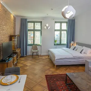 Apartment Provenir Strzelecka 25, Poznan